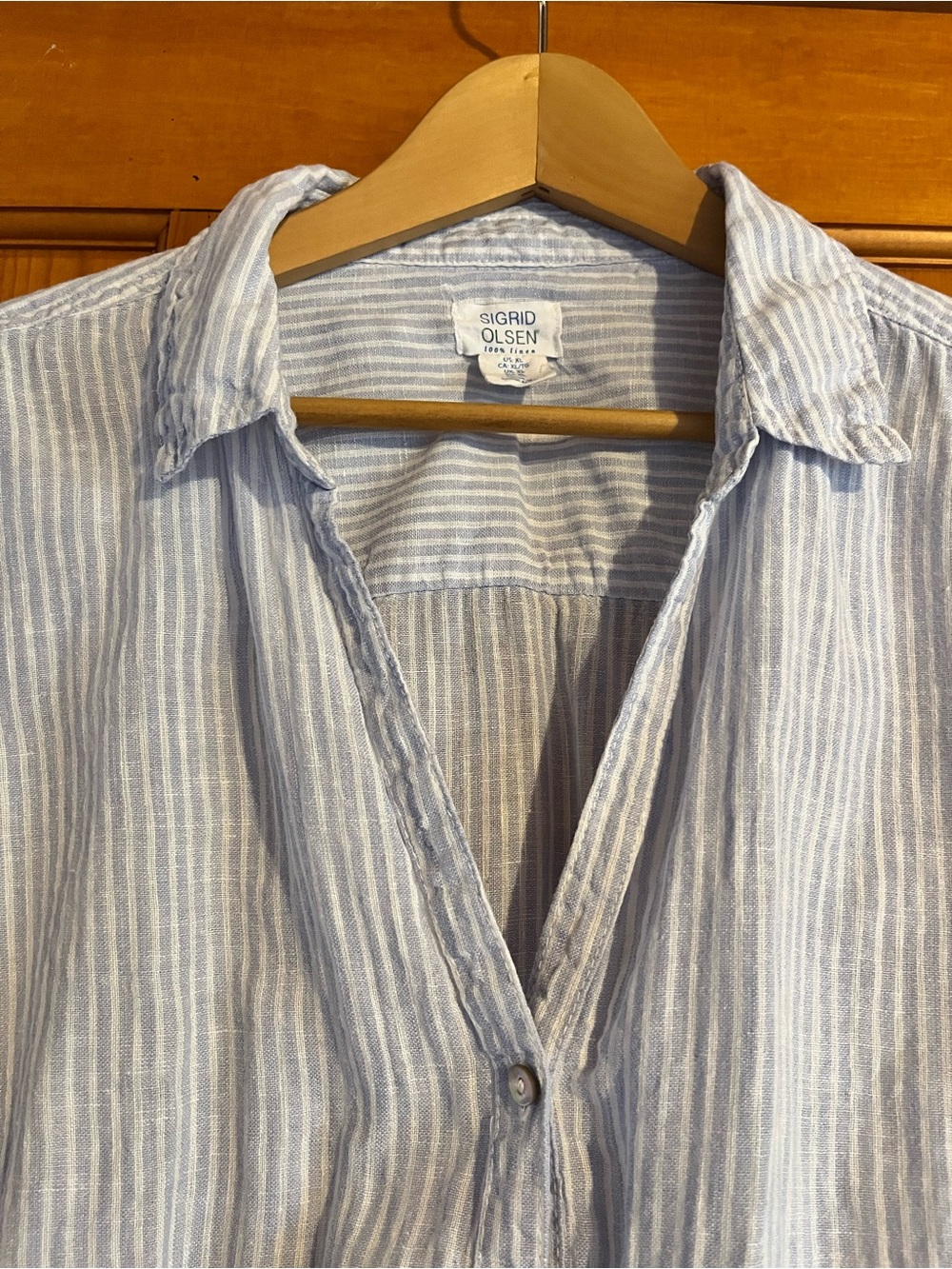 Sigrid Olsen 100% Linen Light Blue and White Striped Women’s Button-Up Shirt XL